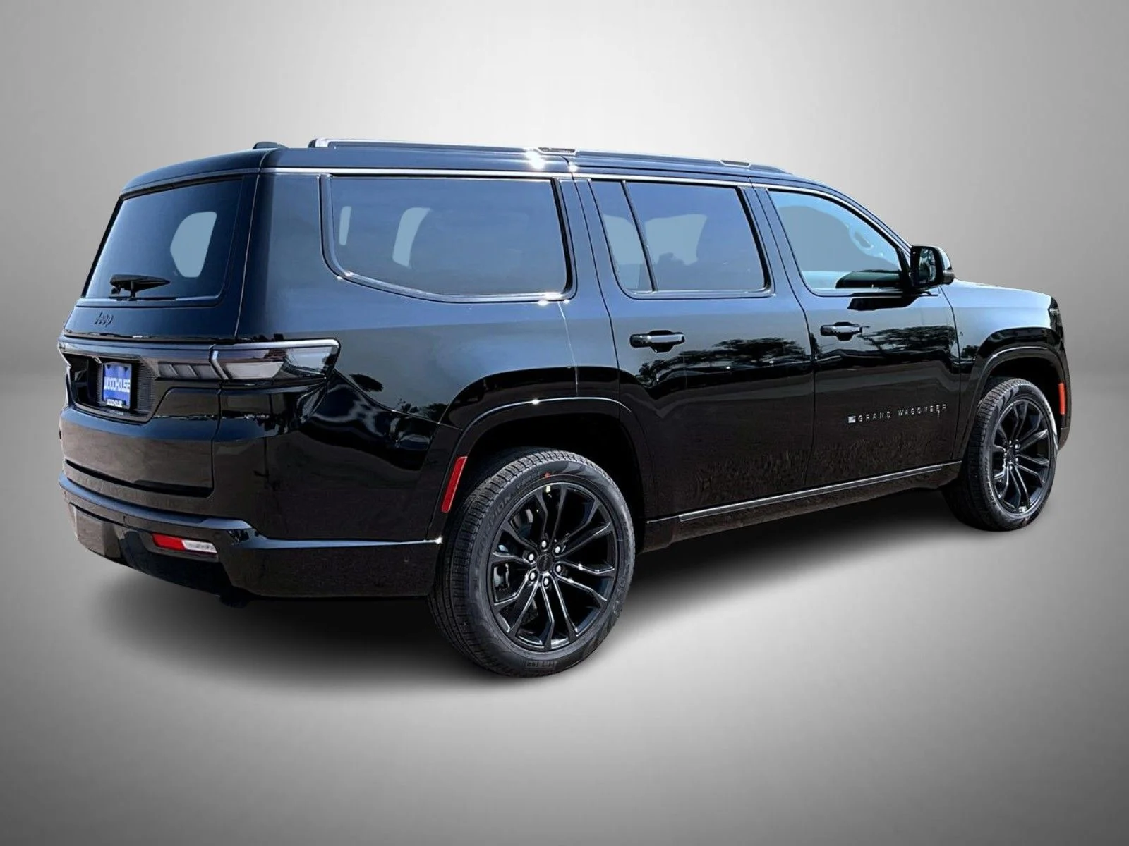 New 2026 Black Jeep Summit Reserve image 5