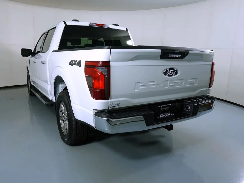 Used 2024 Oxford White Ford XLT image 7
