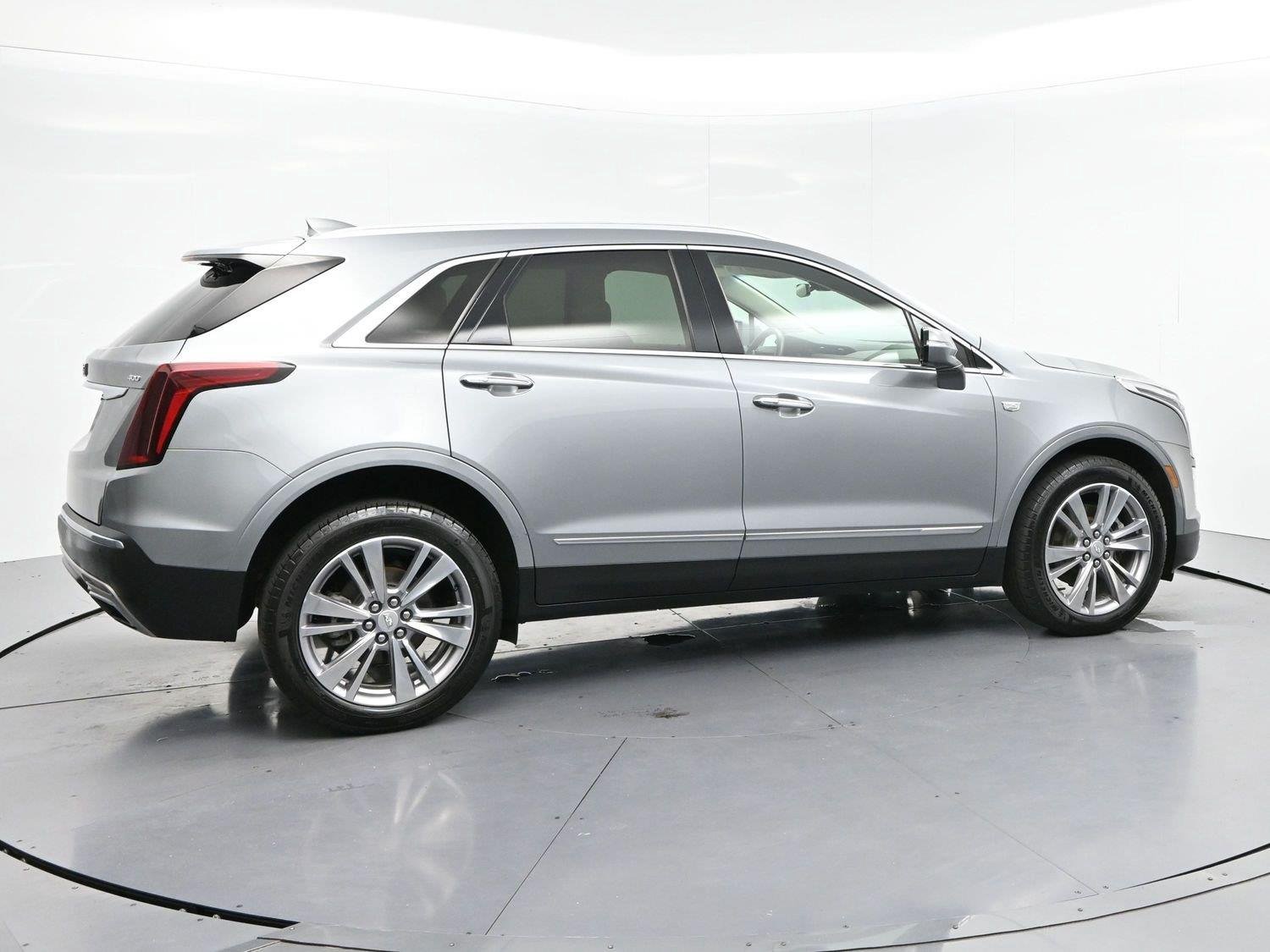 Used 2024 Argent Silver Metallic Cadillac Premium Luxury image 8