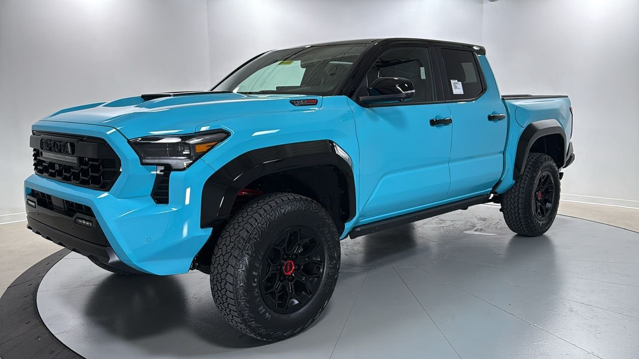 2026 Toyota Tacoma i-FORCE MAX Tacoma TRD Pro