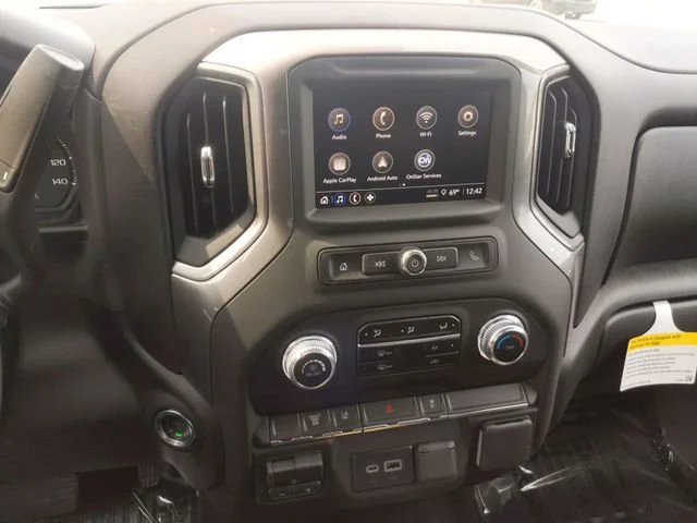 2025 GMC Sierra 3500HD Pro - Photo 29