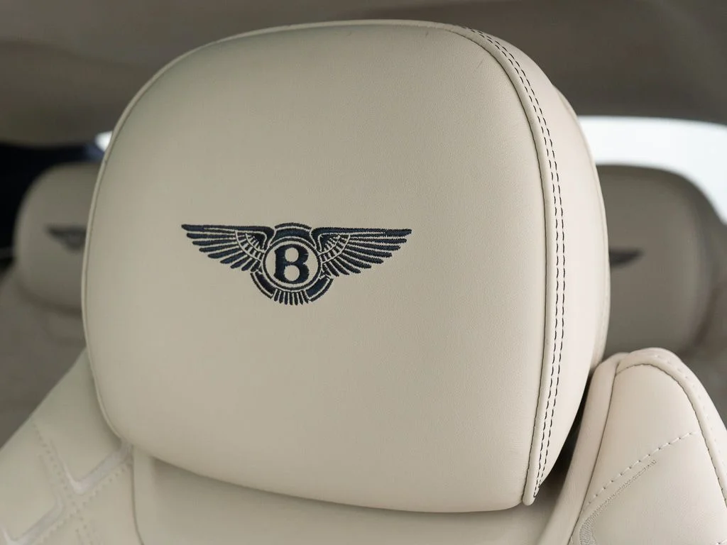 New 2026 Sequin Blue - by Mulliner Bentley Azure image 17
