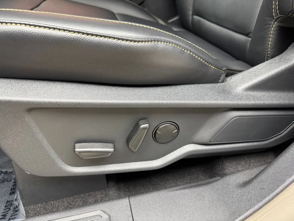 New 2025 Marsh Gray Ford Badlands® image 11