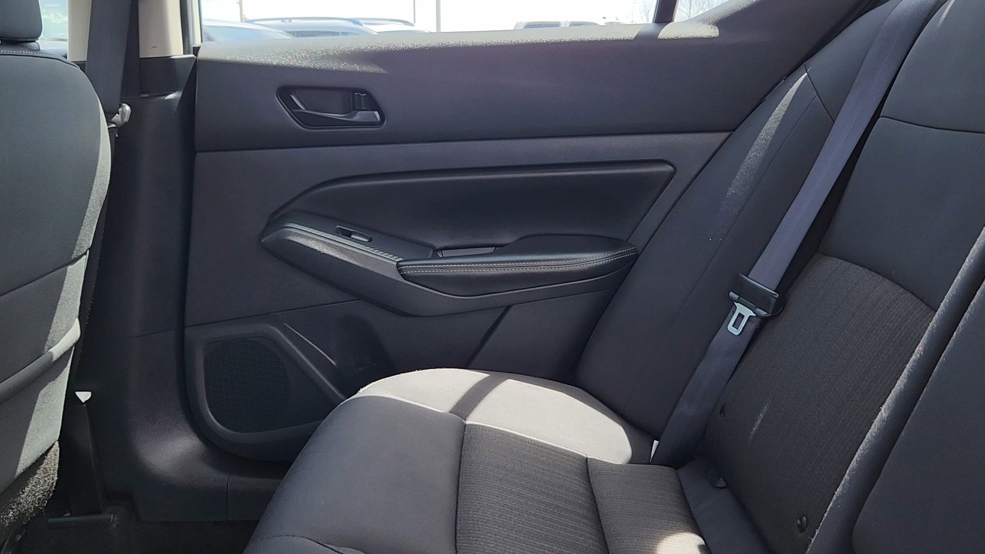 2025 Nissan Altima SV - Photo 16
