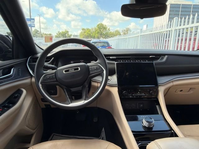 Used 2023 Black Jeep Limited image 10