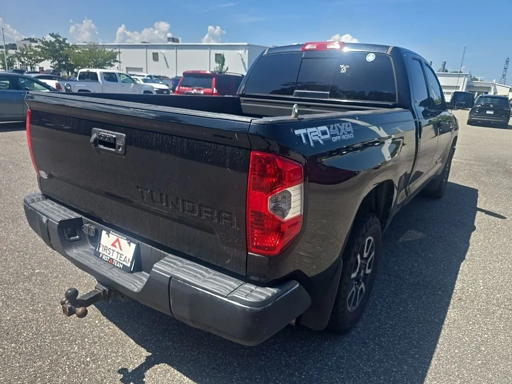 Used 2014 Black Toyota SR5 image 5