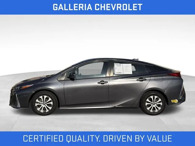 2022 Toyota Prius Prime LE - Photo 4