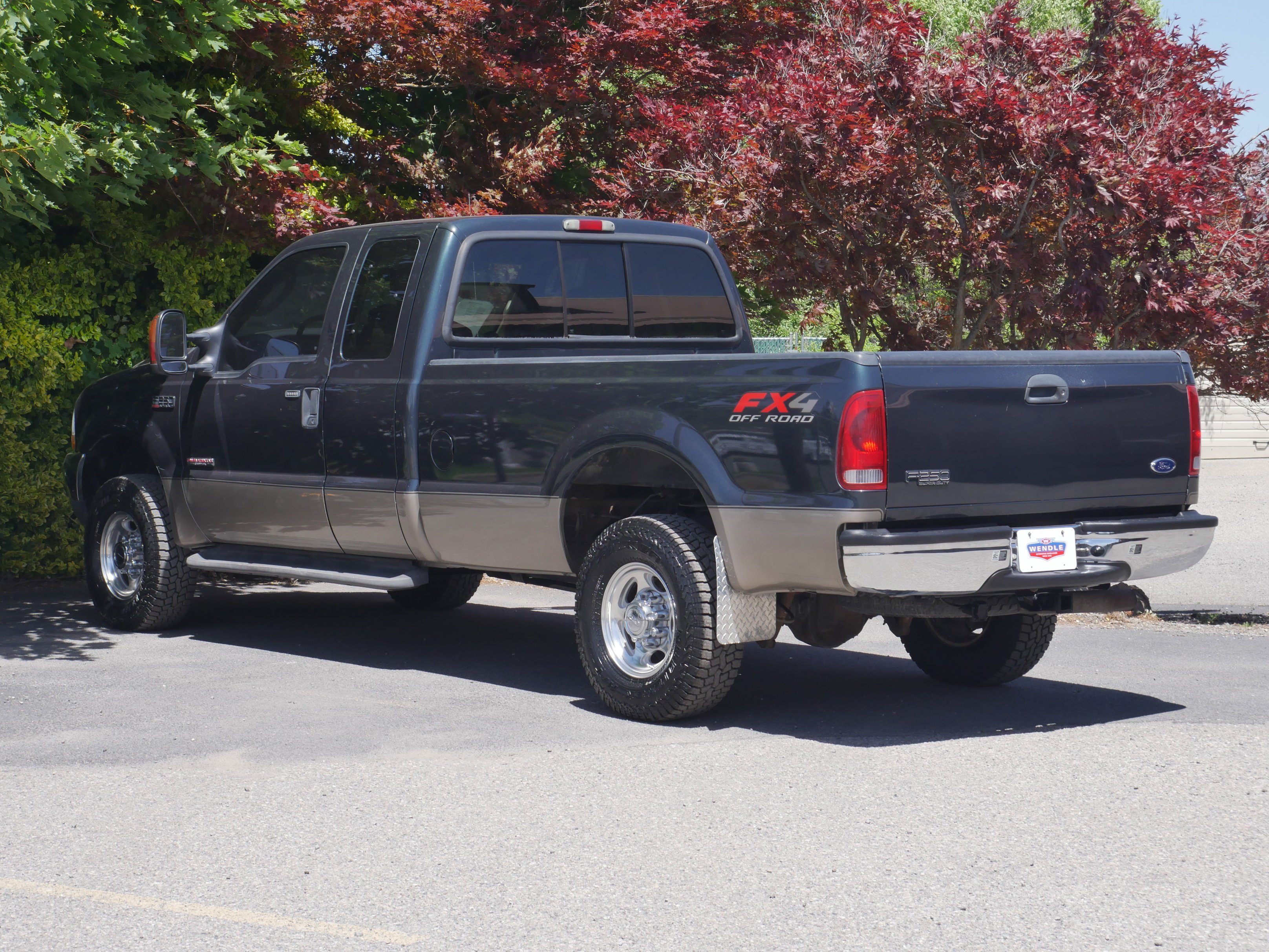 Used 2004 Dark Green Satin Clearcoat Ford Lariat image 21