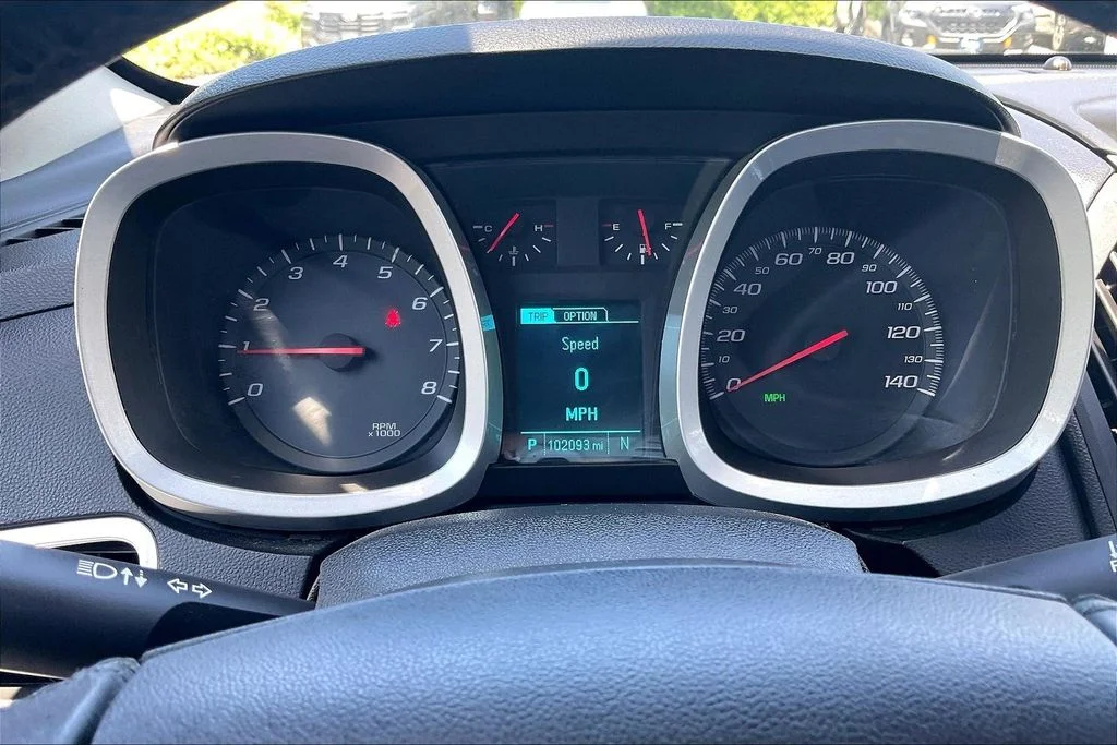 Used 2013 Red Chevrolet LT image 23