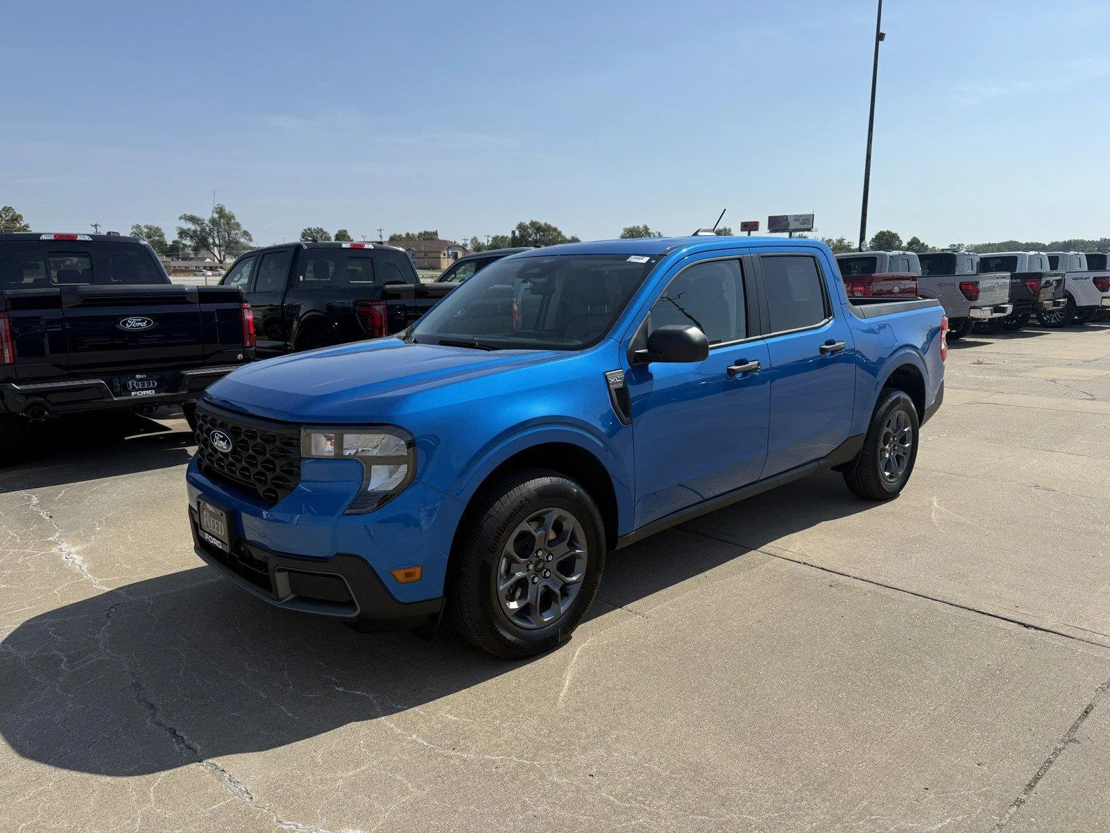 New 2026 Velocity Blue Ford XLT image 4