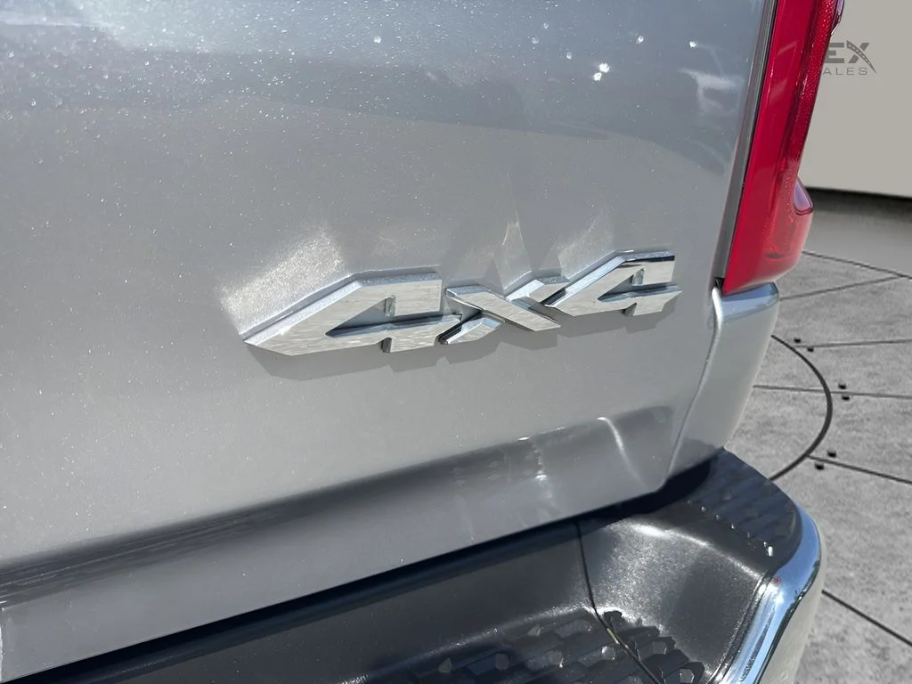 Used 2025 Silver Ram Big Horn/Lone Star image 33