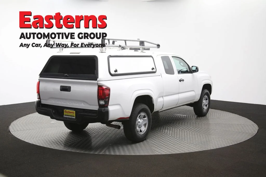 Used 2019 White Toyota SR image 38