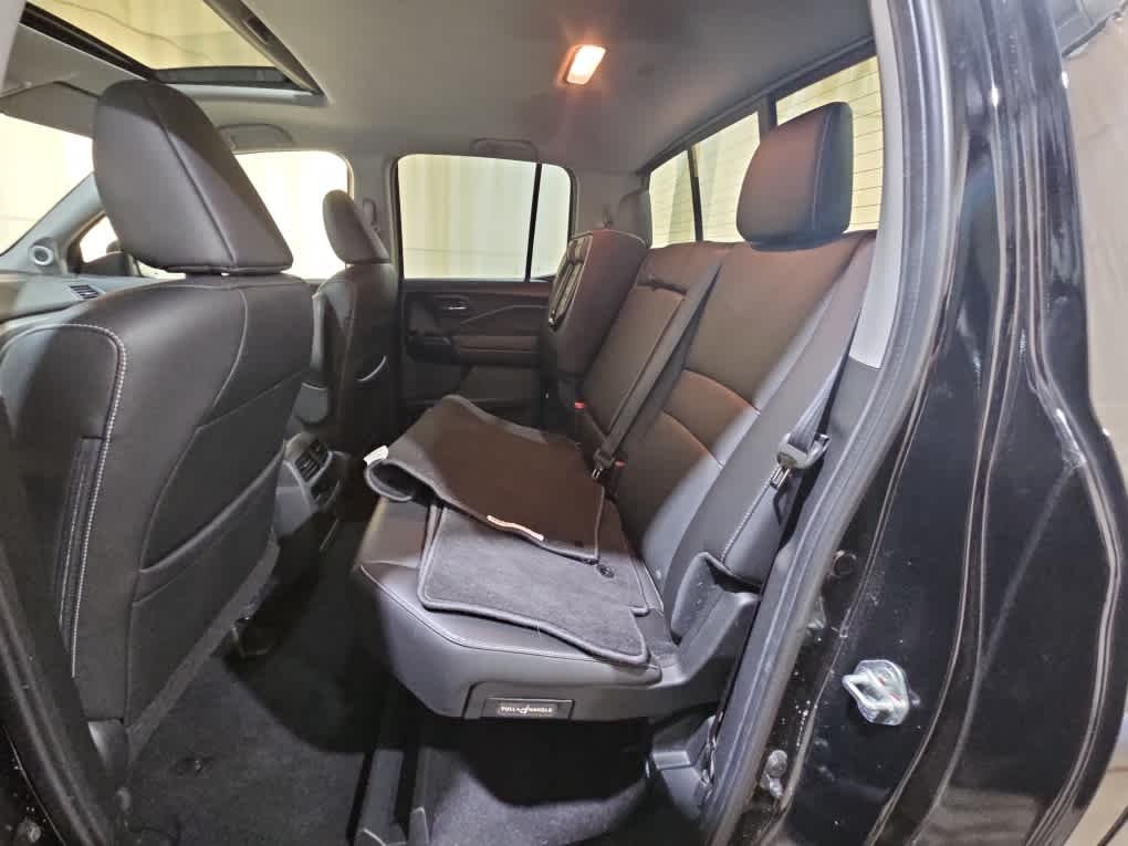 Used 2023 Crystal Black Pearl Honda RTL-E image 12