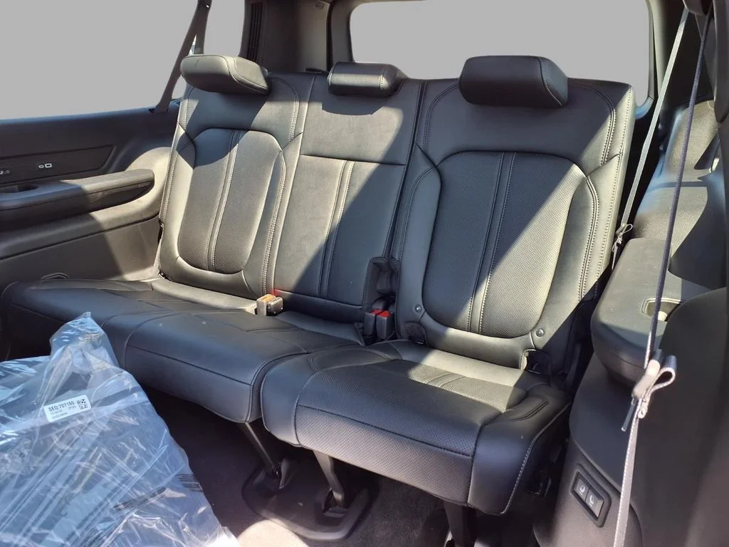 New 2026 Bright White Clearcoat Jeep Limited Altitude image 27
