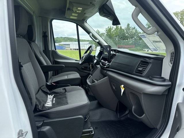 2024 Ford Transit Cutaway Base - Photo 32