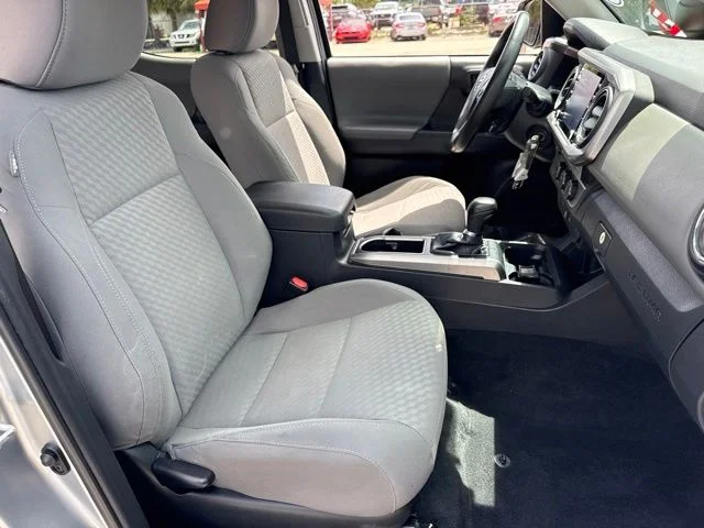 Used 2022 Silver Toyota SR5 image 14