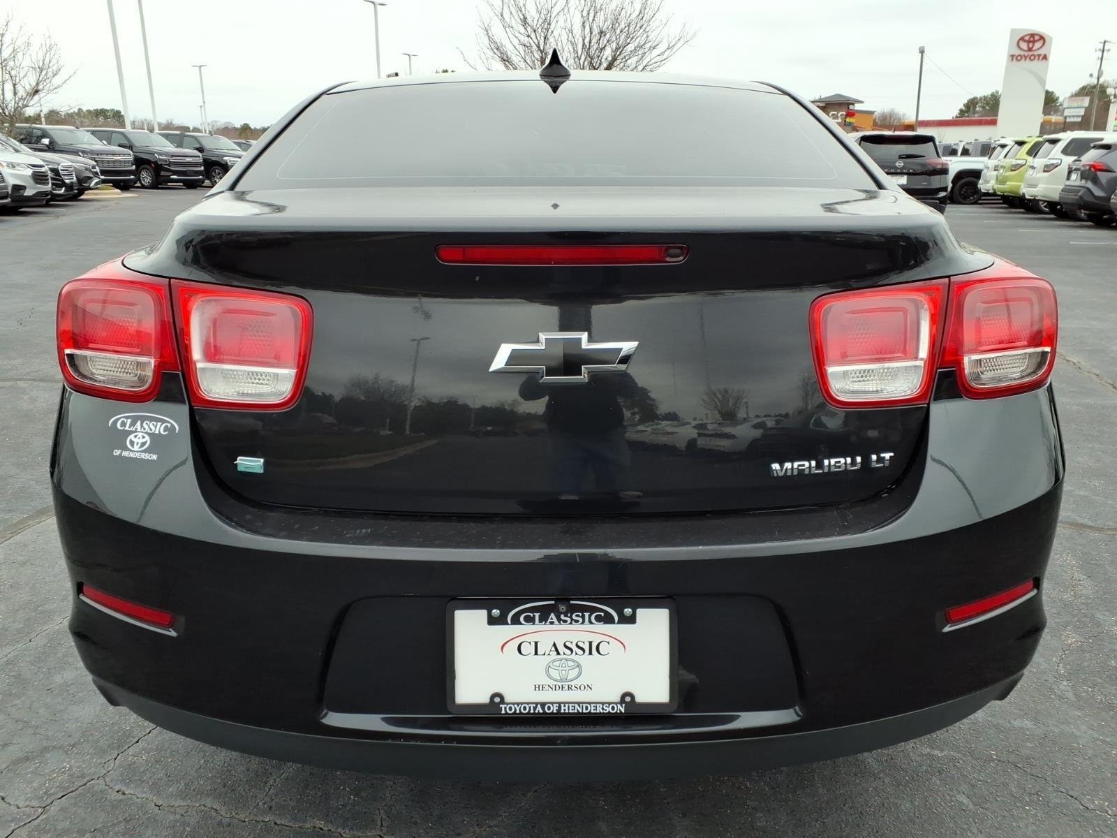 Used 2015 Black Granite Metallic Chevrolet LT image 9