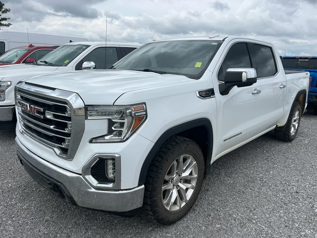 2021 GMC Sierra 4WD Crew Cab Short Box SLT's photo