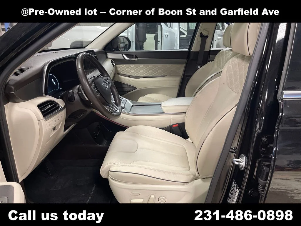 Used 2020 Black Hyundai Limited image 14