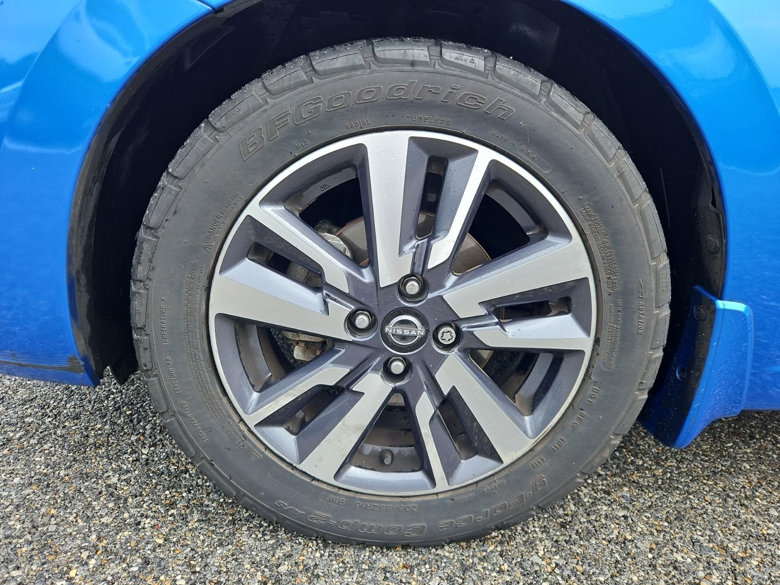 Used 2024 Blue Nissan 1.6 S image 32