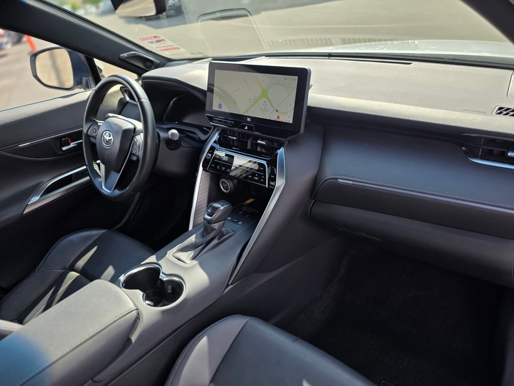 2024 Toyota Venza XLE - Photo 9