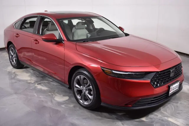 Used 2023  Honda EX image 12
