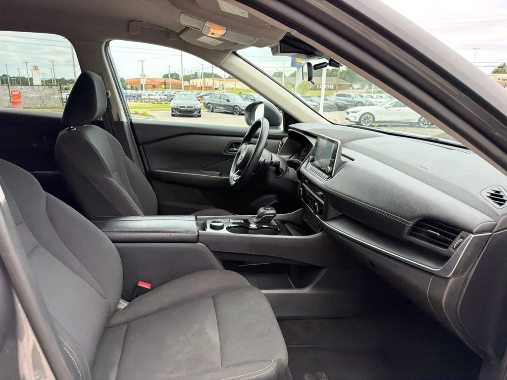 Used 2024 Gray Nissan S image 25