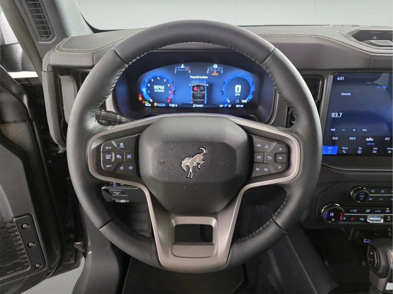 Used 2025 Carbonized Gray Metallic Ford Badlands image 27
