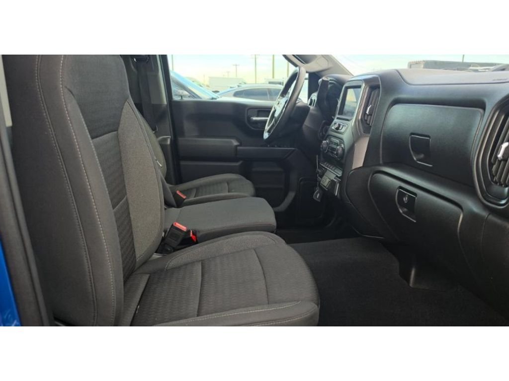 Used 2023 Blue Chevrolet Custom image 3