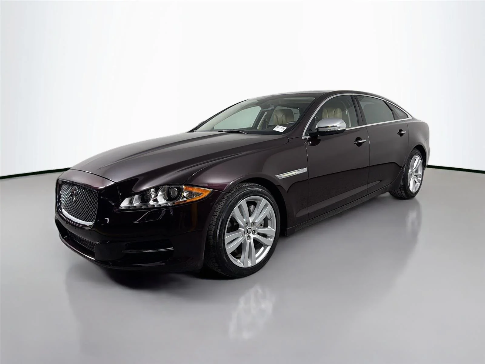 2013 Jaguar XJ XJL Portfolio's photo