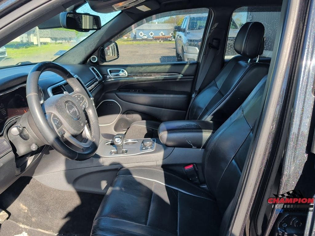 Used 2015 Black Jeep Overland image 15