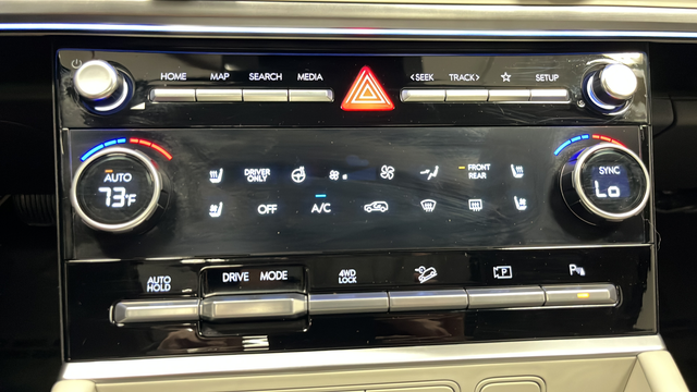 Used 2025 Serenity White Hyundai Limited image 18