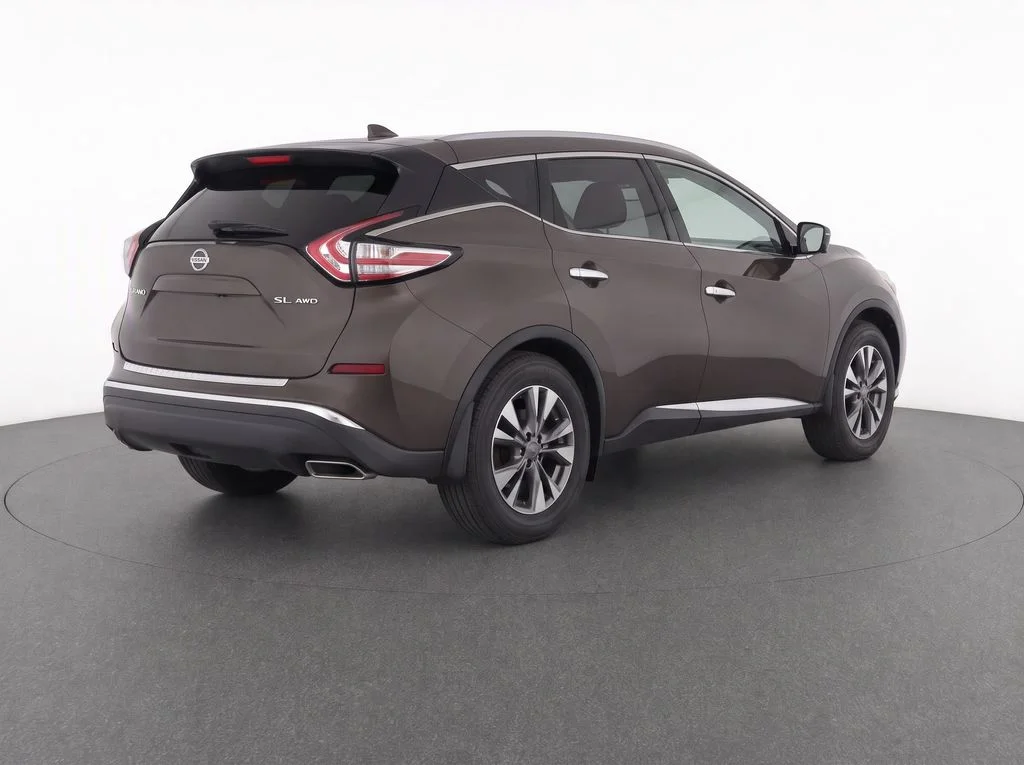 Used 2015 Brown Nissan SL image 4