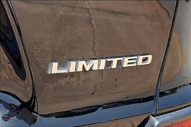 Used 2019 Black Jeep Limited image 32