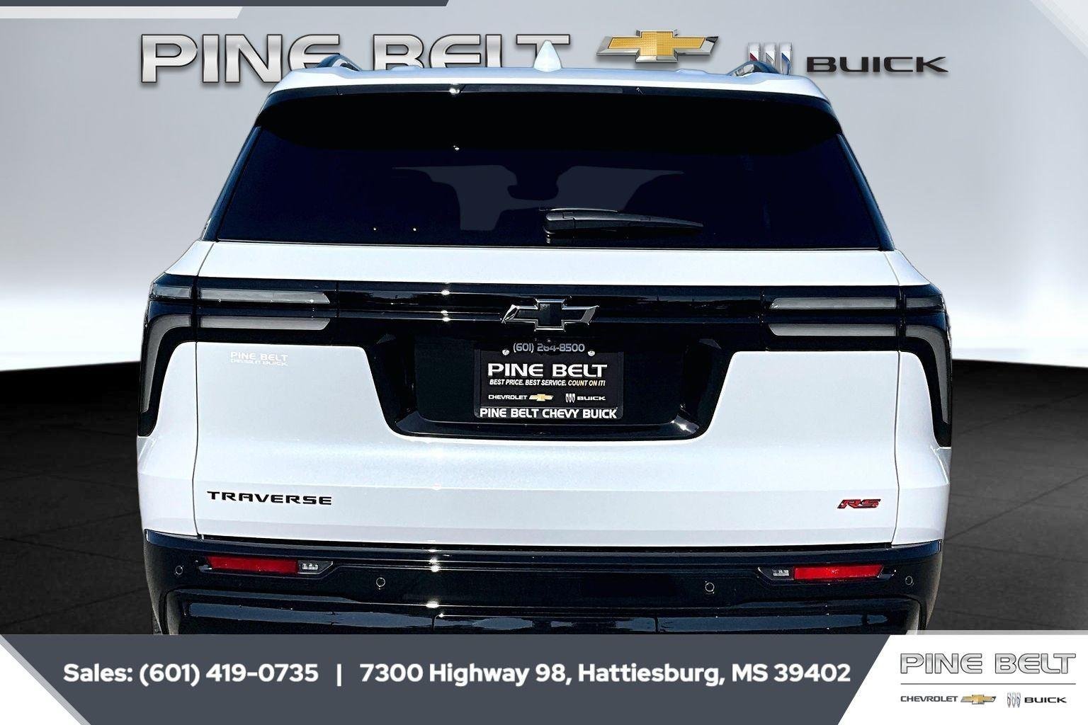 New 2026 Polar White Tricoat Chevrolet RS image 4