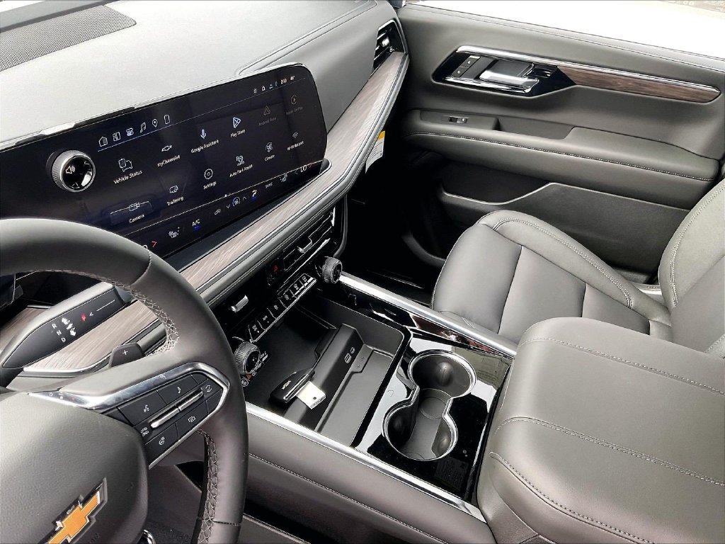 New 2026 Summit White Chevrolet LT image 14