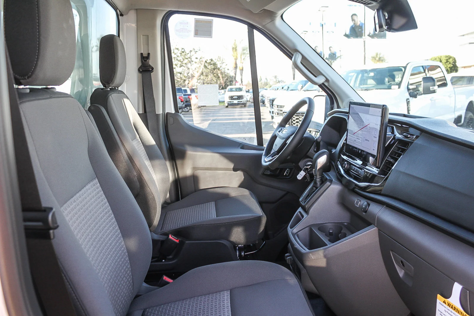 2024 Ford Transit Chassis Cab Base - Photo 20
