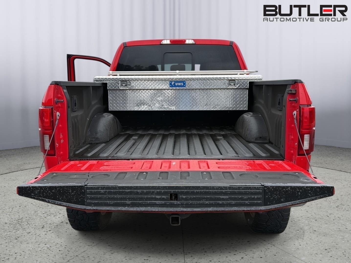 Used 2020 Race Red Ford LARIAT image 36