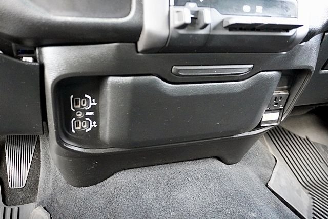 Certified Used 2022 White Ram Big Horn image 29