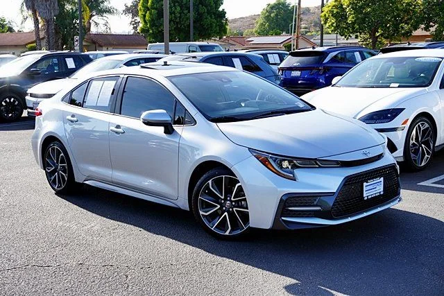 Used 2022 Silver Toyota SE image 2