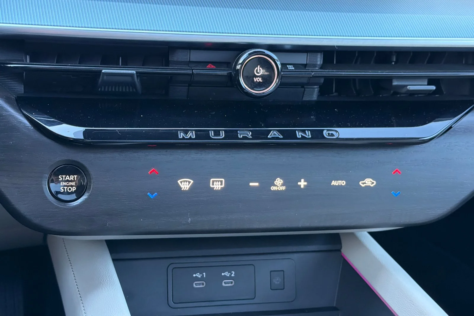 Used 2025 Everest White Pearl Tricoat Nissan SL image 20