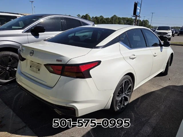 Certified Used 2024 White Nissan 2.5 SR image 4