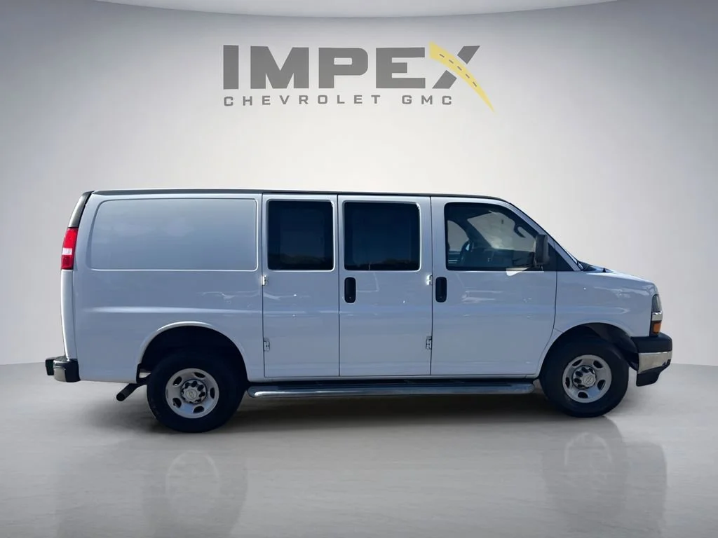 Used 2023 Summit White Chevrolet WT image 6