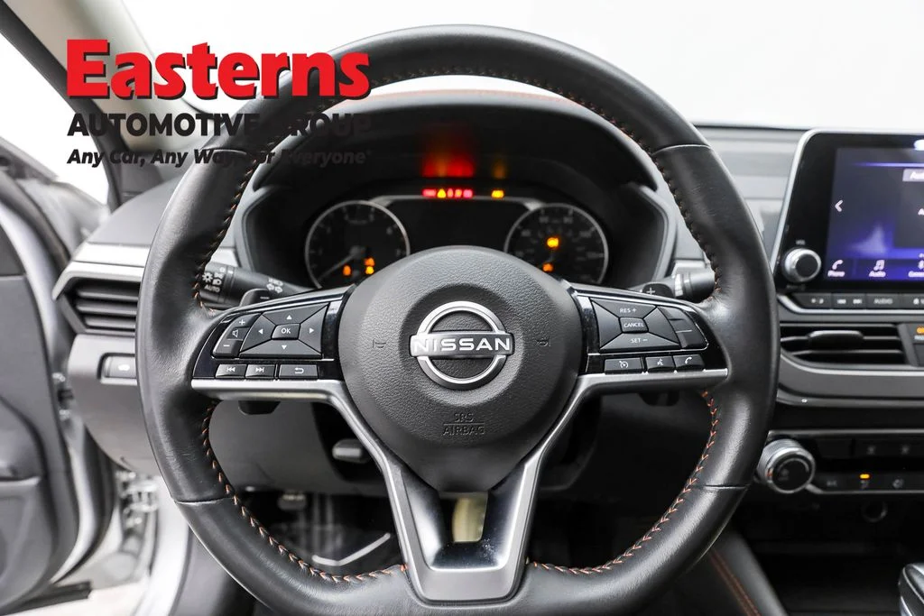 Used 2023 Silver Nissan 2.5 SR image 10
