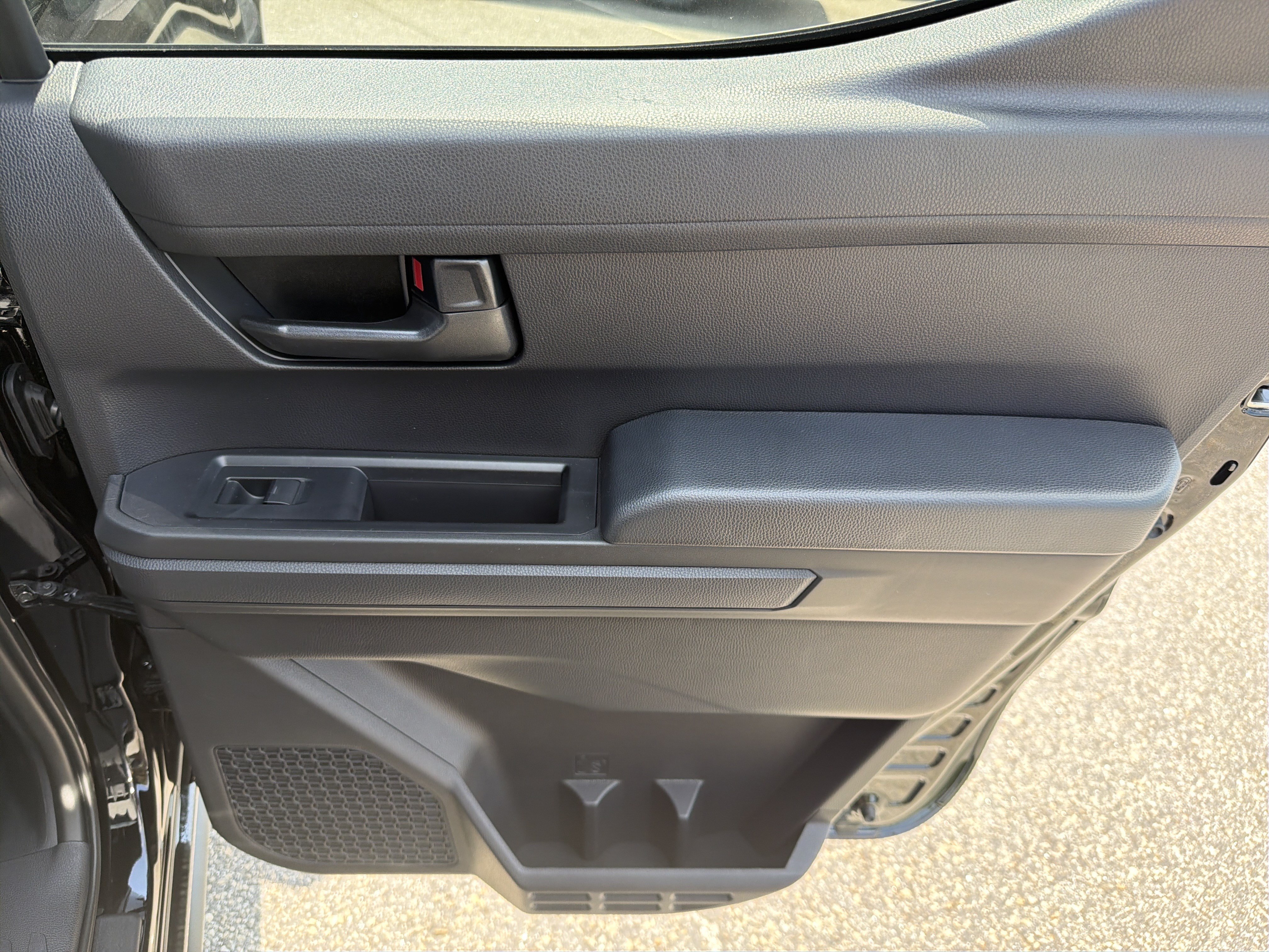 2026 Toyota Tacoma SR5 - Photo 16