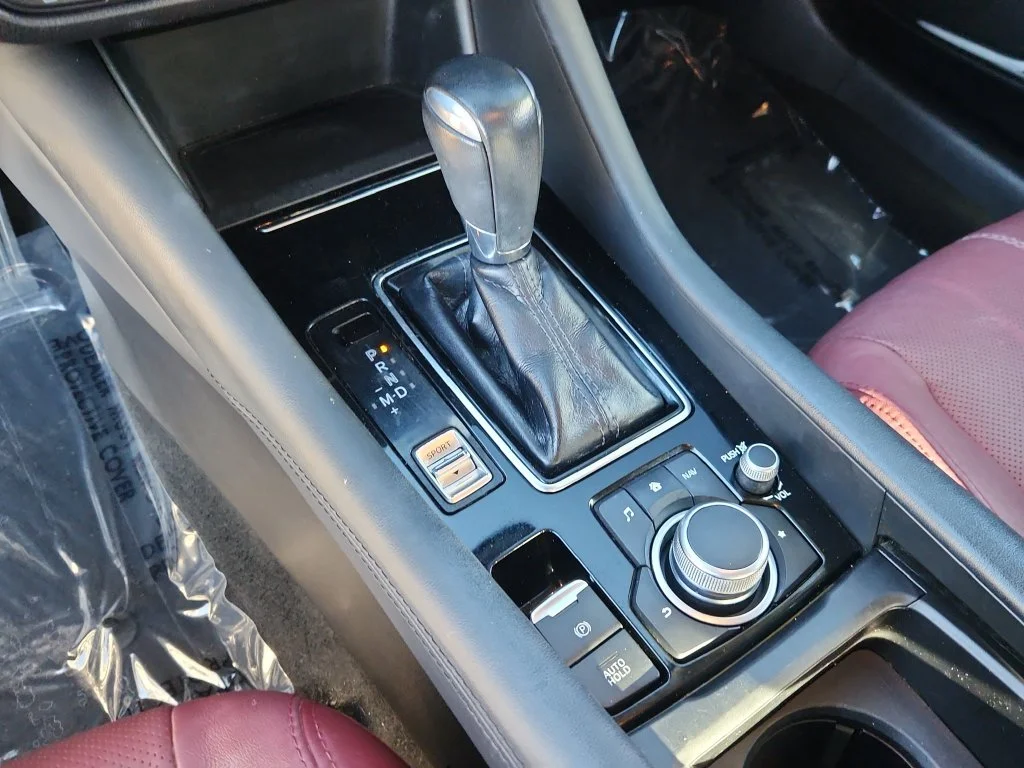 Used 2021 Gray Mazda Carbon Edition image 23