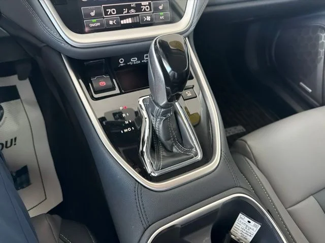 Used 2025 White Subaru Onyx Edition XT image 20