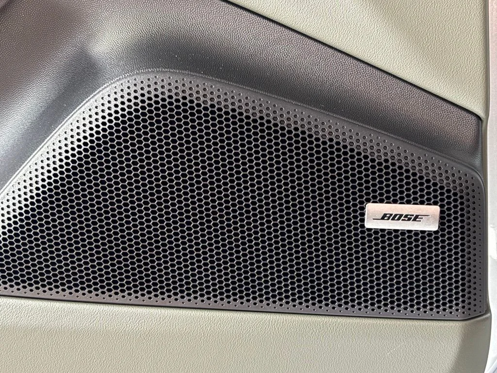 Used 2025 Dolomite Silver Metallic Porsche 4S image 22
