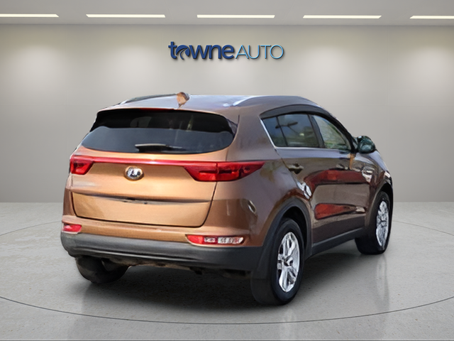 Used 2018 Brown Kia LX image 5