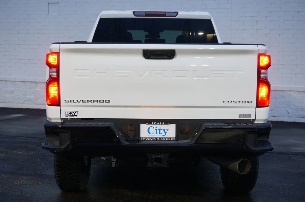 2026 Chevrolet Silverado 2500 HD Custom - Photo 6